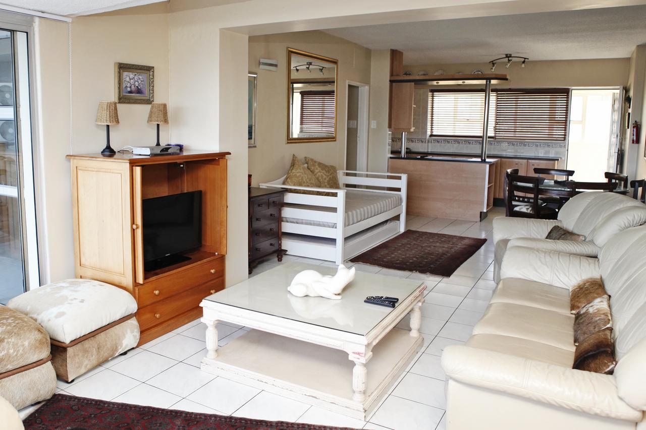 17 Stella Maris Seaside @ Van'S Amanzimtoti Exterior photo